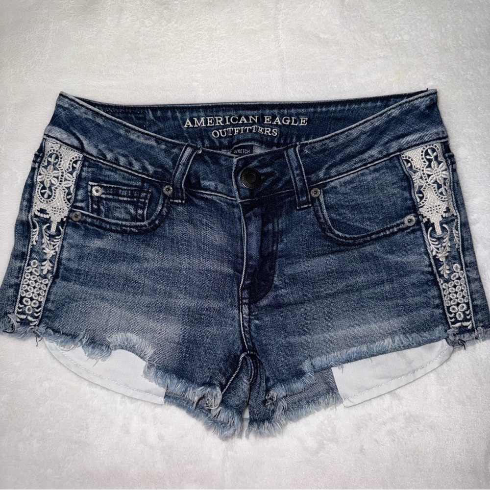 American Eagle Outfitters Women's Dark Blue Jean Shorts with Lace Detail size 0